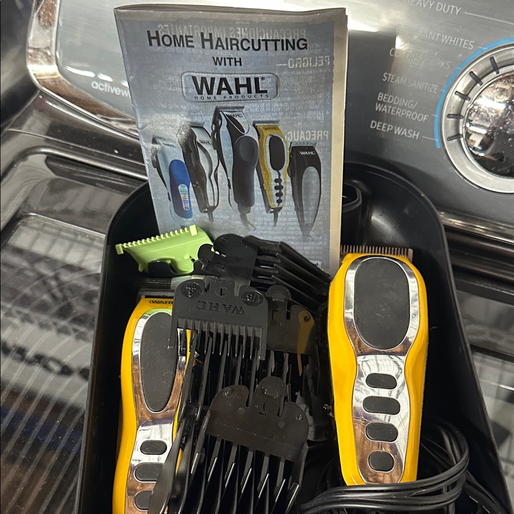 Wahl Yellow and Black Clipper Kit
